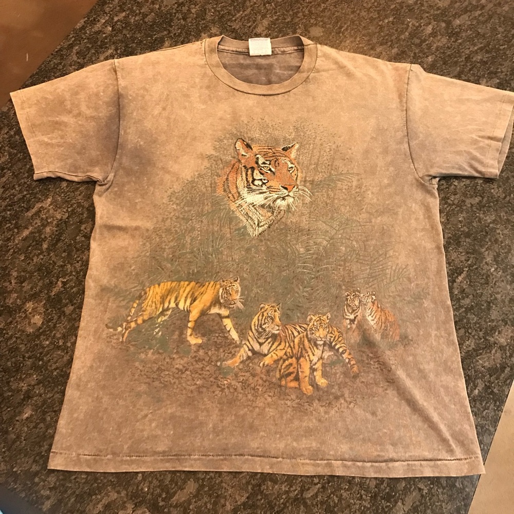 Vintage Tiger nature single stitch tee size Medium